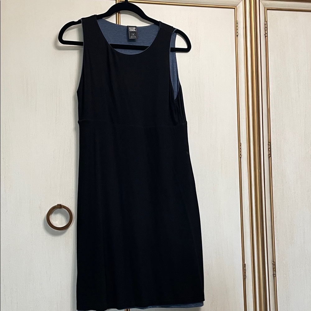 32 Degrees Black Reversible to blue Sleeveless Midi Dress